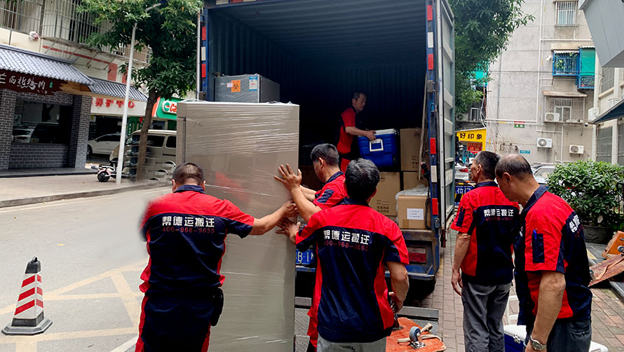 工廠設備吊裝搬運